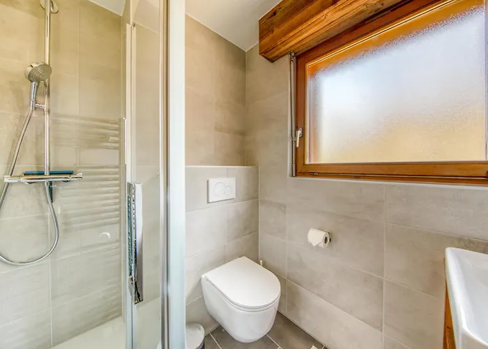 Cosy Flat Steps To Cable Car Διαμέρισμα Champéry